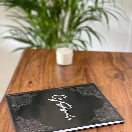 Modern * Zentral * Netflix * Arbeitsplatz Apartment *