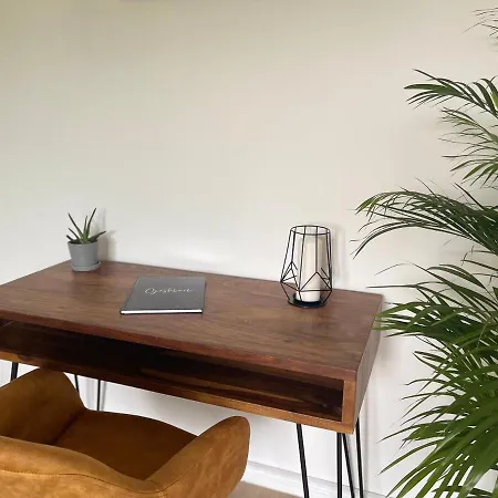 Modern * Zentral * Netflix * Arbeitsplatz *