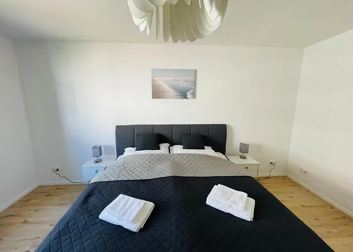 Modern * Zentral * Netflix * Arbeitsplatz